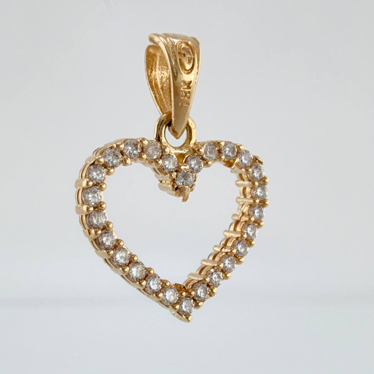 Dije Silueta Corazón Doble Faz 1.4gr / 3/4 in / Oro Amarillo 18K © Dije Silueta Corazón Doble Faz 1.4gr / 3/4 in / Oro Amarillo 18K ©