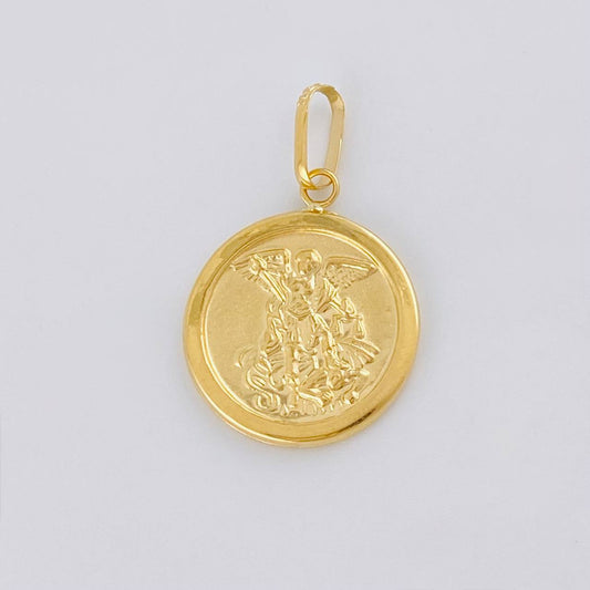 Dije San Miguel Arcangel 1.4 g / 3/4 in Oro Amarillo 18K