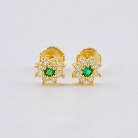 Topos Flor Estrellada 0.85 g / in / 6 mm Oro Amarillo 18K