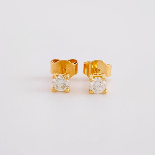Topos Cuatro Garras Diamantes 25pts 1.15g / in / 3.4mm Oro Amarillo 18K
