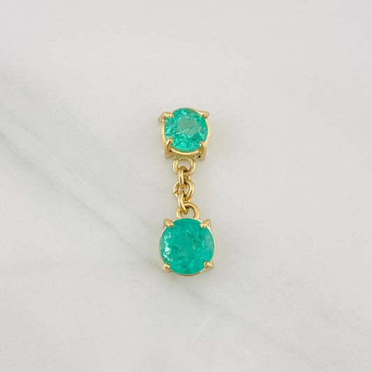 Dije Dúo Cuatro Garras Esmeraldas 2.18qts 1.55g / 3/4 in Oro Amarillo 18K