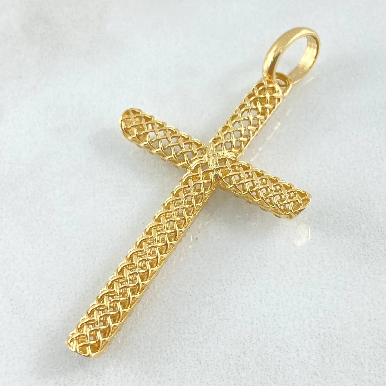 Cross Mesh Pendant 3.3gr / 5cm / 18K Gold Cross Mesh Pendant 3.3gr / 5cm / 18K Gold