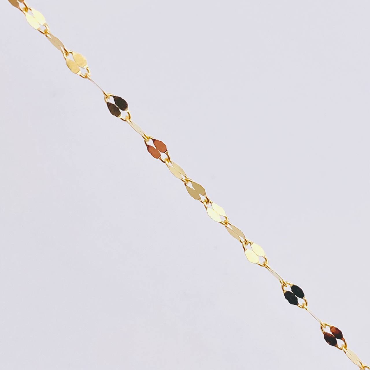 Set Cadena y Dije Flor Espejo + Ala 1.55gr / 17 3/4 in / 1.8mm Oro Amarillo 18K Set Cadena y Dije Flor Espejo + Ala 1.55gr / 17 3/4 in / 1.8mm Oro Amarillo 18K