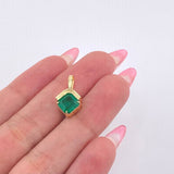 Dije Vertice Amplio Esmeralda 1.46 Qts 1.75gr / 3/4 in / Oro Amarillo 18K © Dije Vertice Amplio Esmeralda 1.46 Qts 1.75gr / 3/4 in / Oro Amarillo 18K ©