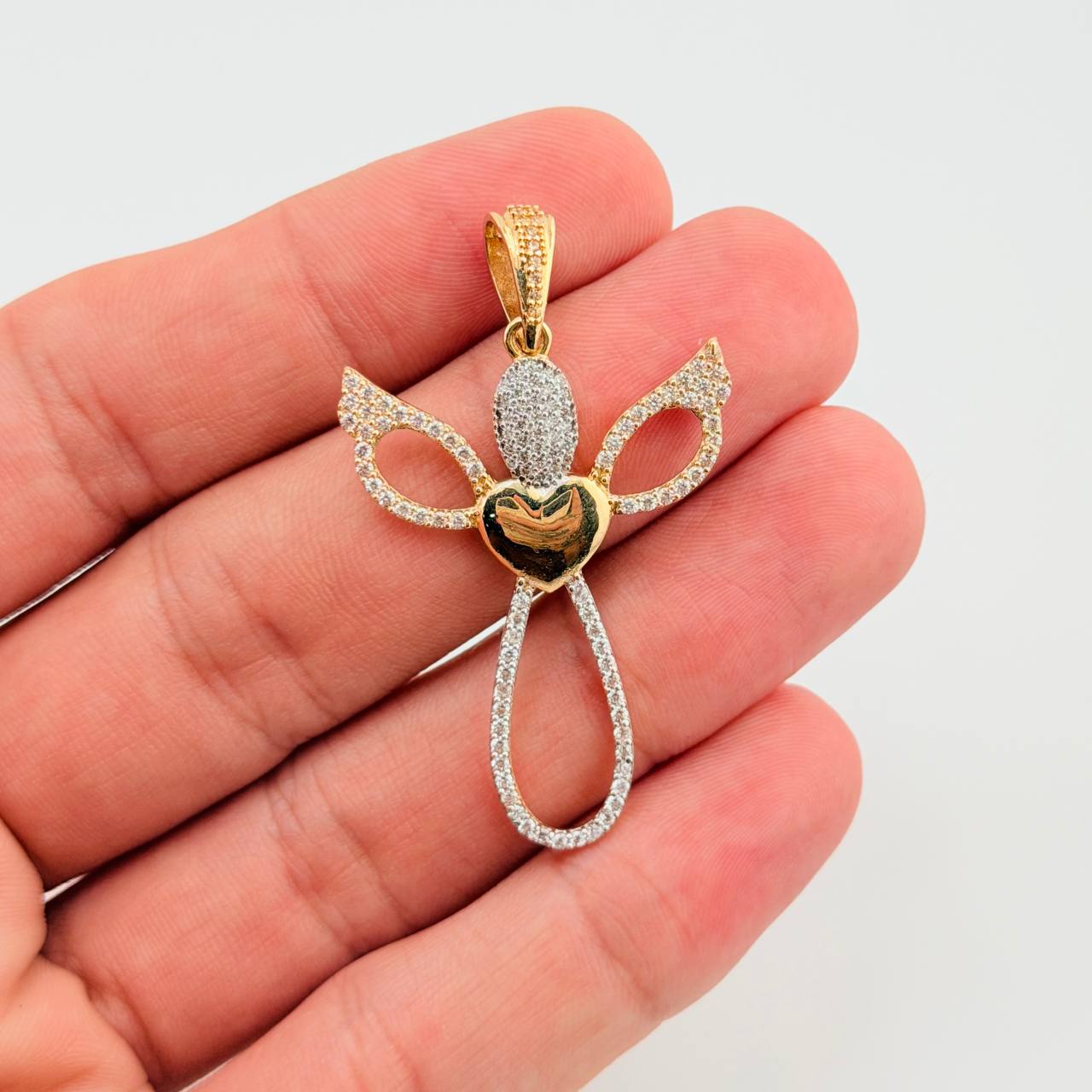 Dije Cruz Corazón Angel 5gr / 2 in / Oro Amarillo 18K © Dije Cruz Corazón Angel 5gr / 2 in / Oro Amarillo 18K ©