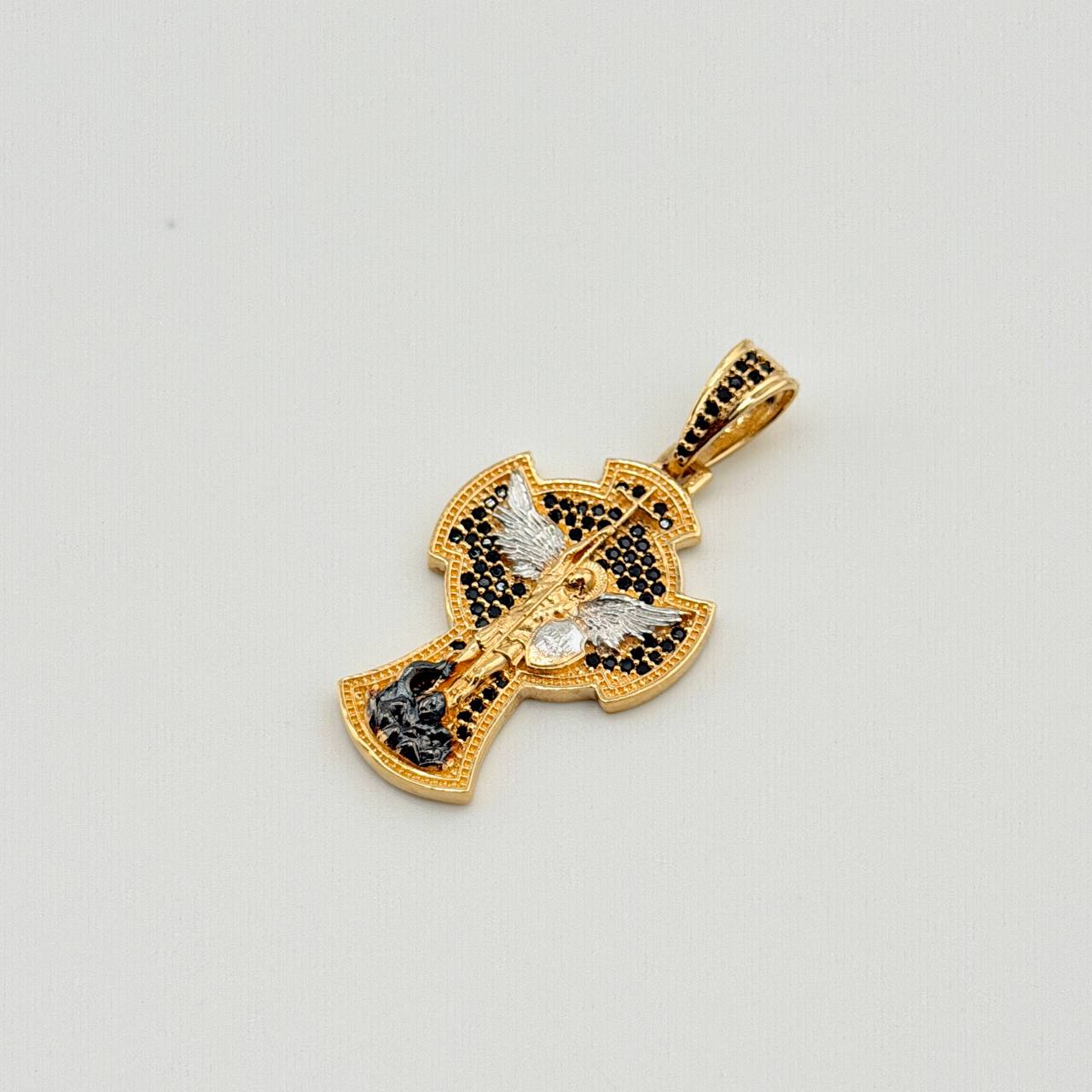 Dije Cruz San Miguel Tupida 7.1gr / 1 3/4 in / Dos Oros Amarillo Blanco 18K © Dije Cruz San Miguel Tupida 7.1gr / 1 3/4 in / Dos Oros Amarillo Blanco 18K ©