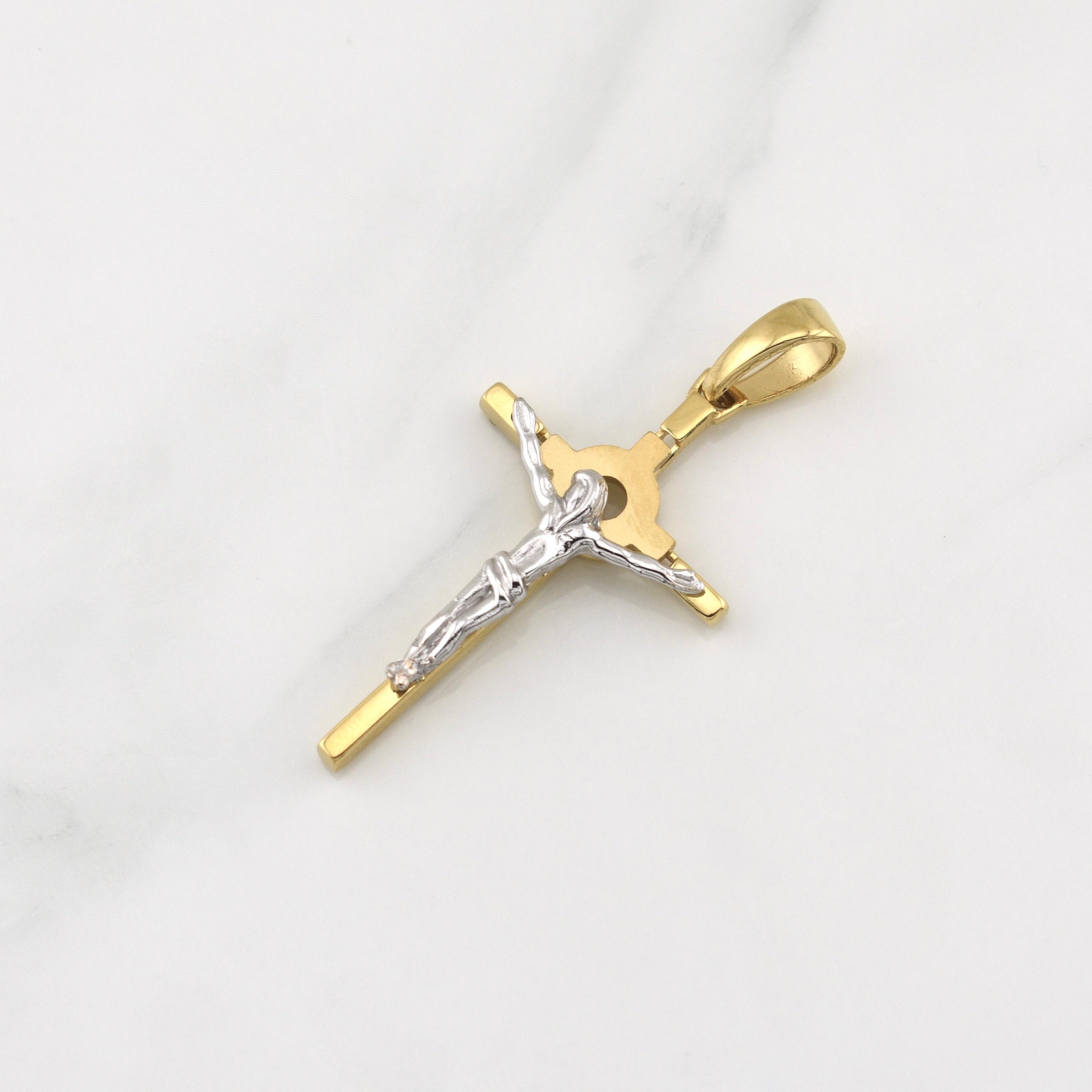 Dije Cruz Cristo 5.85gr / 2 in / Dos Oros Amarillo Blanco +4 18K Dije Cruz Cristo 5.85gr / 2 in / Dos Oros Amarillo Blanco +4 18K