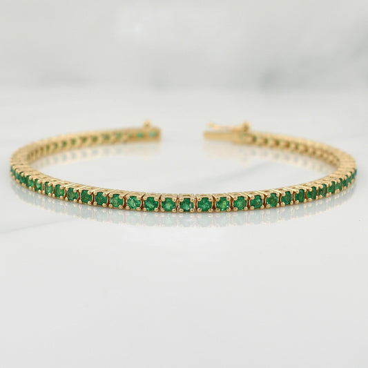 Tennis Bracelet Emeralds 3.22 carats 12.9g / 7 in / 2.8mm Yellow Gold 18K