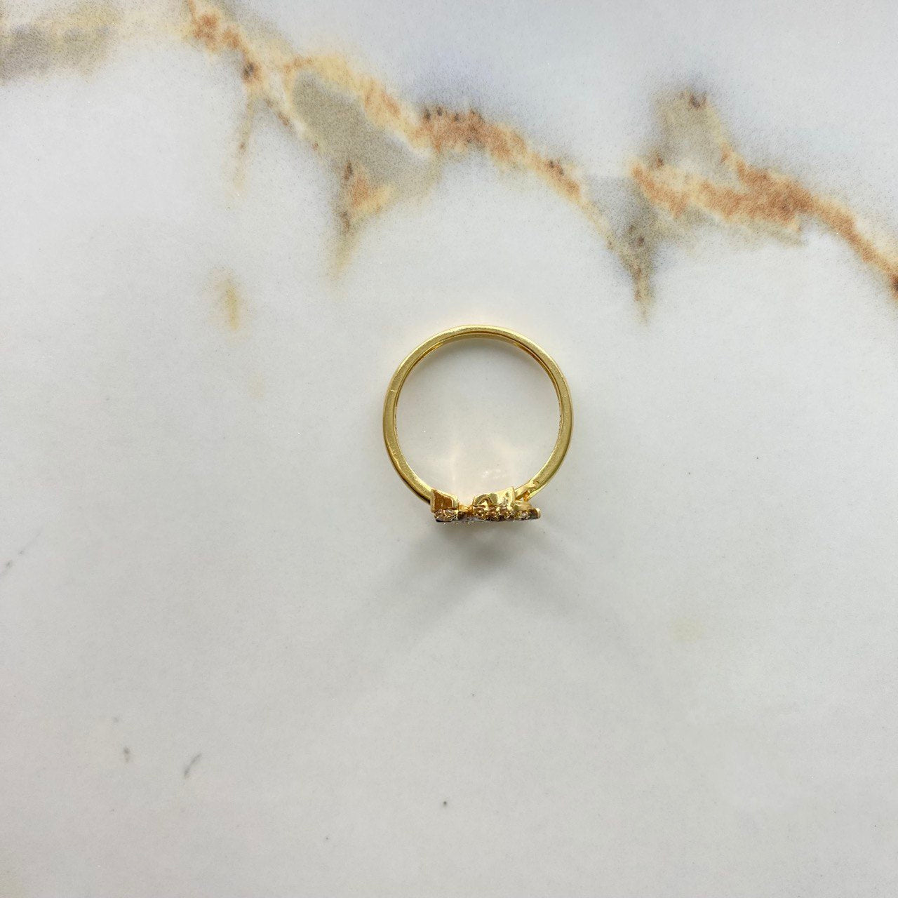 Anillo 15s Años 2.85gr / T7 1/4 / Circones Blancos Dos Oros Amarillo Blanco & Anillo 15s Años 2.85gr / T7 1/4 / Circones Blancos Dos Oros Amarillo Blanco &