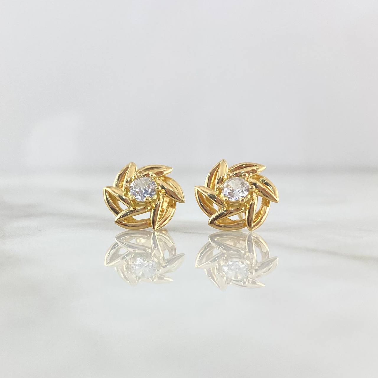 Stud Earrings Helice 3.6gr / 1.2cm / White Zircon - Lobster Claw Yellow Gold Butterfly Stud Earrings Helice 3.6gr / 1.2cm / White Zircon - Lobster Claw Yellow Gold Butterfly