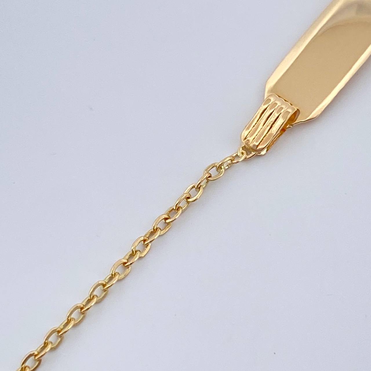 Pulso Bebé Placa Aro Seguido Corazon 1.65gr / 6 1/4 in / 1mm Oro Amarillo 18K % Pulso Bebé Placa Aro Seguido Corazon 1.65gr / 6 1/4 in / 1mm Oro Amarillo 18K %