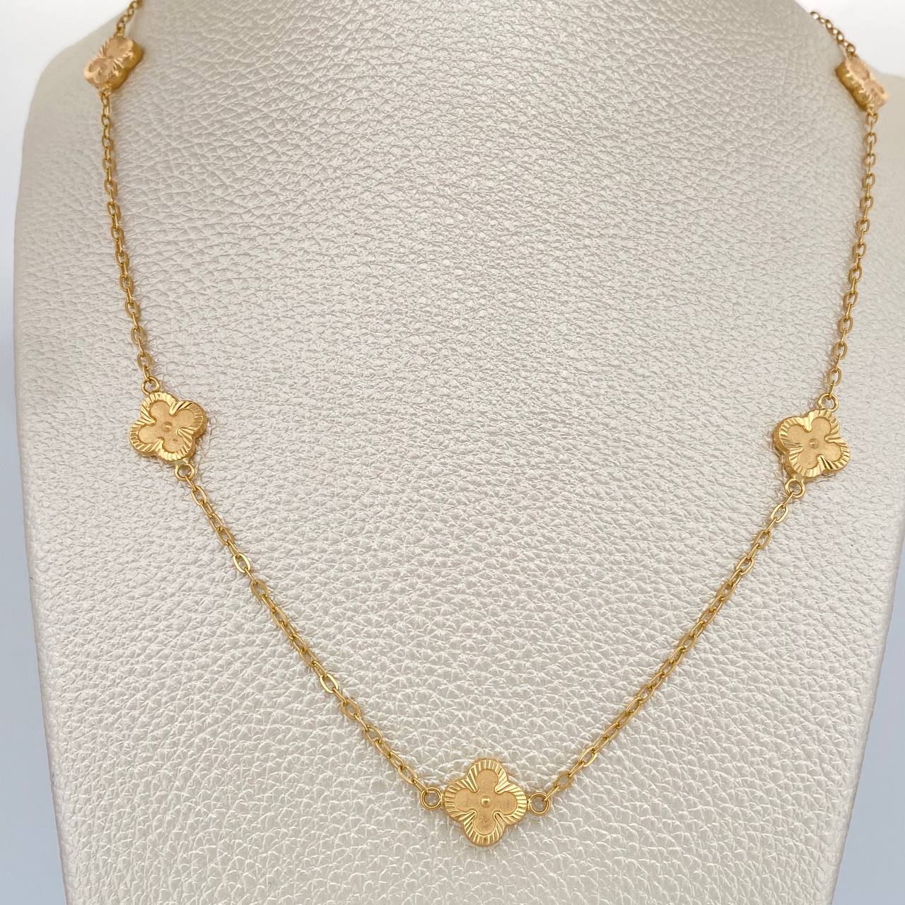 Cadena Trebol Cajon 5gr / 18 in / 1.77mm Oro Amarillo 18K % Cadena Trebol Cajon 5gr / 18 in / 1.77mm Oro Amarillo 18K %