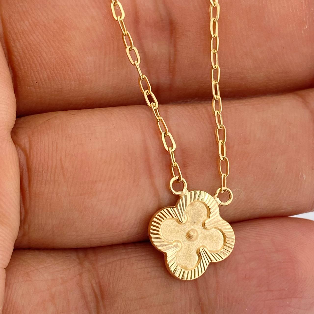 Cadena Trebol Cajon 3.3gr / 17 1/2 in / 1.77mm Oro Amarillo 18K % Cadena Trebol Cajon 3.3gr / 17 1/2 in / 1.77mm Oro Amarillo 18K %