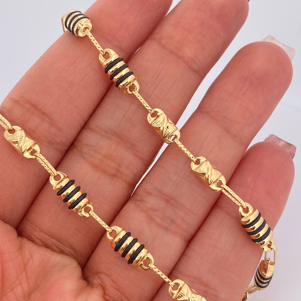 Cadena Barril 12.45gr / 24 1/2 in / 5mm Oro Amarillo 18K % Cadena Barril 12.45gr / 24 1/2 in / 5mm Oro Amarillo 18K %