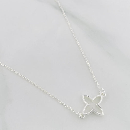 Classic Link Chain Flowers 5.9g / 24 in / 0.9mm Silver 925