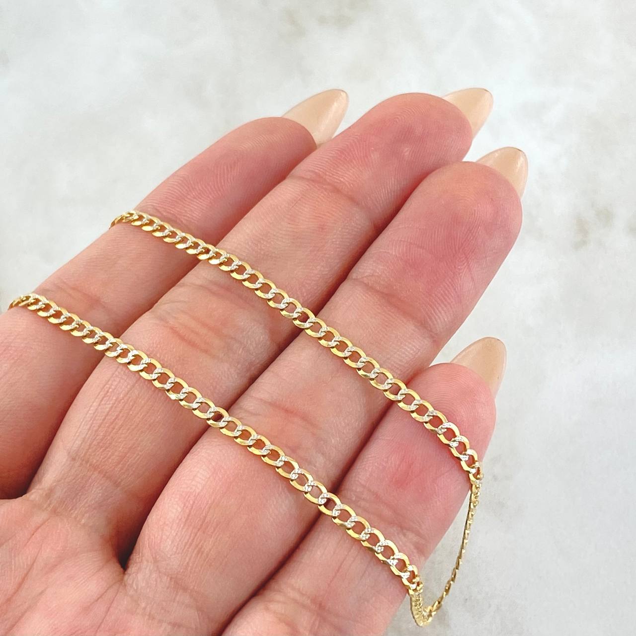 Cuban Links 5.95gr / 21 3/4 in / Two Tone Yellow White 18K +3 Cuban Links 5.95gr / 21 3/4 in / Two Tone Yellow White 18K +3