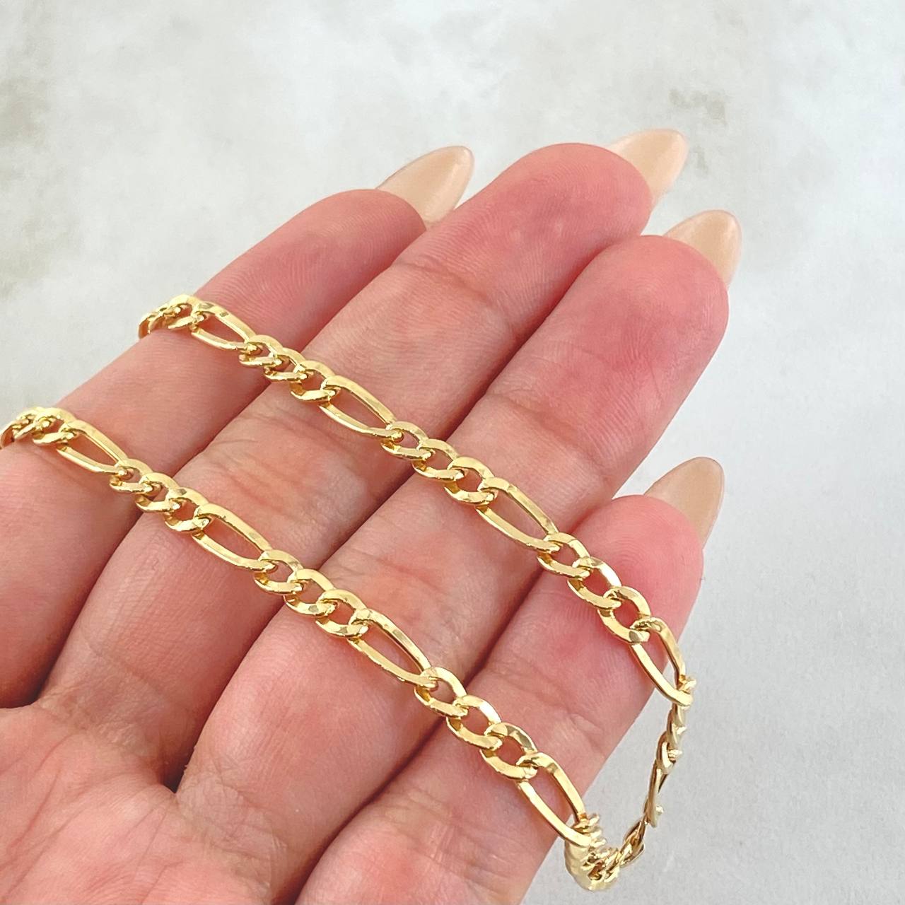 Figaro Chain 7.75gr / 27 1/2 in / 18K Gold +1 Figaro Chain 7.75gr / 27 1/2 in / 18K Gold +1