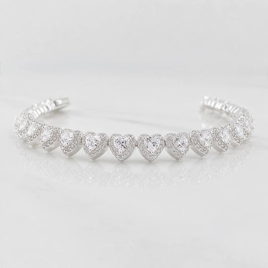 Pulso Corazones Seguidos 17.35g / 7 in / 8mm Plata 925
