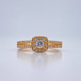 Square Halo Ring 2.45gr / Size 6 1/4 / 18K Gold & Square Halo Ring 2.45gr / Size 6 1/4 / 18K Gold &