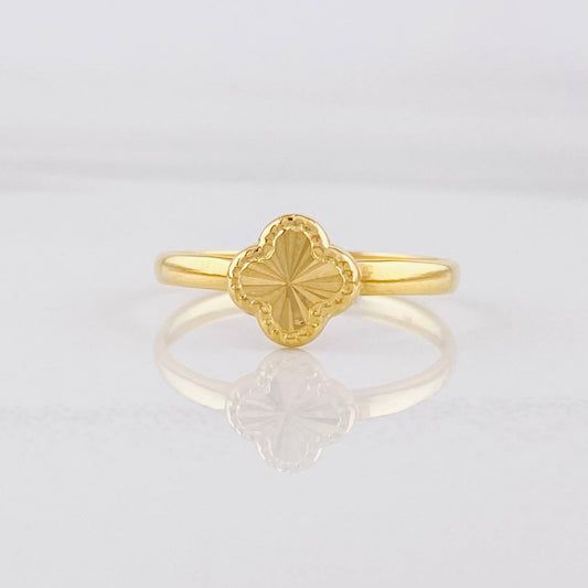 Diamond Cut Clover Ring 0.8g / T7 3/4 18K Yellow Gold