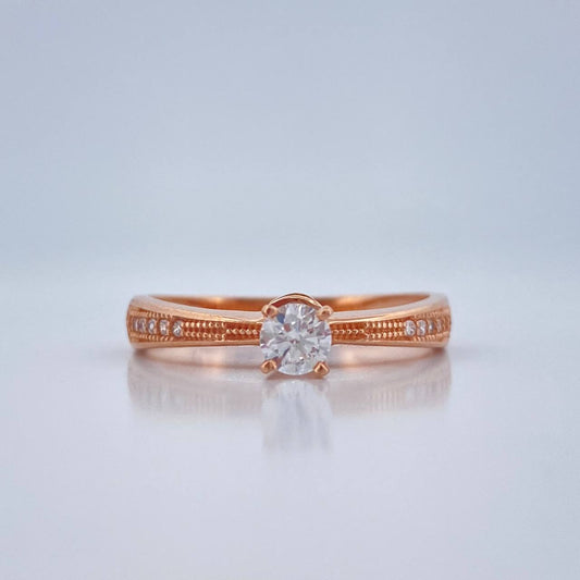 Anillo Solitario 2.85gr / T8 1/4 / Oro Rosa 18K %