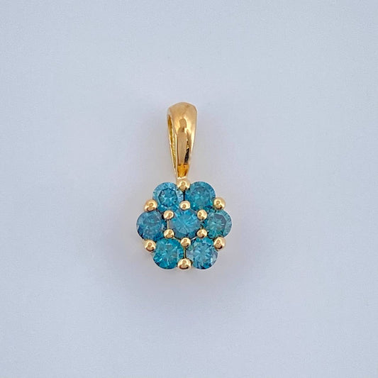 Dije Flor Diamantes 0.7gr / 1/2 in / Oro Amarillo 18K %