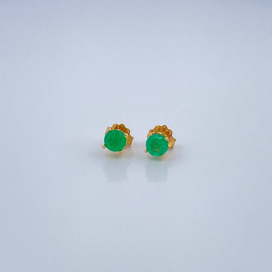 Topos Cuatro Garras Esmeraldas 0.9gr / 4mm Oro Amarillo 18K %