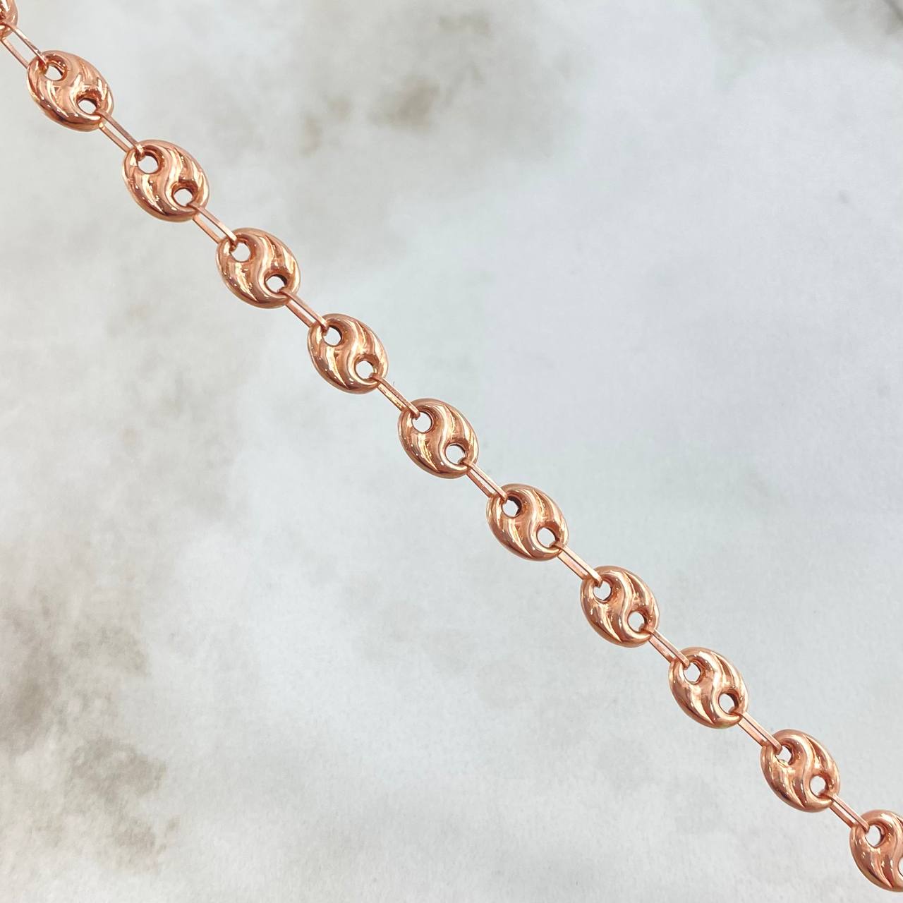GC Chain 13.15gr / 70cm / 6.1mm Curved Striped Rose Gold 18K © GC Chain 13.15gr / 70cm / 6.1mm Curved Striped Rose Gold 18K ©