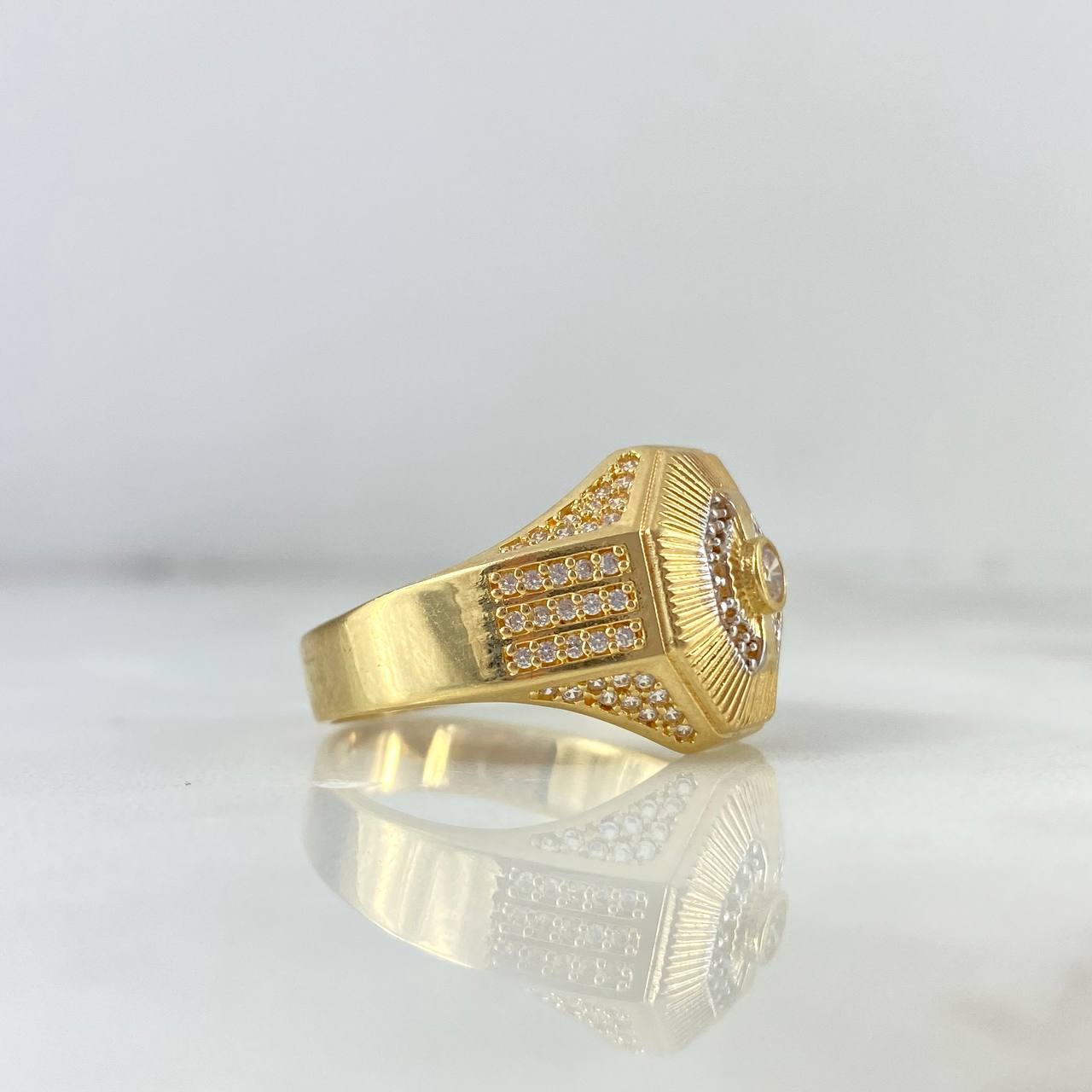 Striped Octagonal Ring 7.25gr / Size 9 1/2 / White Zircons Two-tone Yellow and White Gold Striped Octagonal Ring 7.25gr / Size 9 1/2 / White Zircons Two-tone Yellow and White Gold