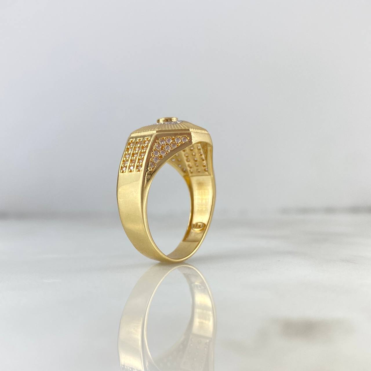 Striped Octagonal Ring 7.25gr / Size 9 1/2 / White Zircons Two-tone Yellow and White Gold Striped Octagonal Ring 7.25gr / Size 9 1/2 / White Zircons Two-tone Yellow and White Gold