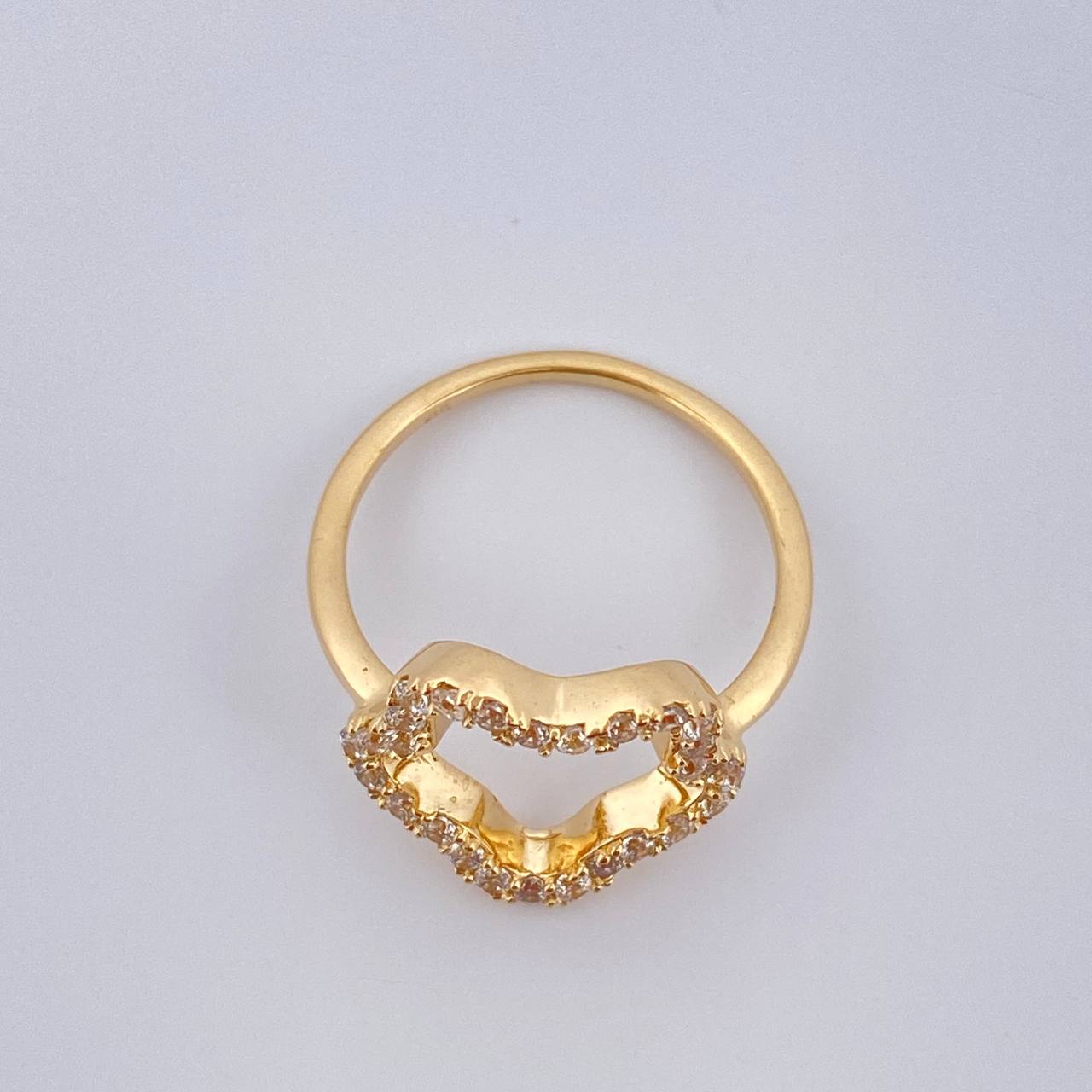 Anillo Estrella 3.25gr / T6 1/4 / Oro Amarillo 18K % Anillo Estrella 3.25gr / T6 1/4 / Oro Amarillo 18K %