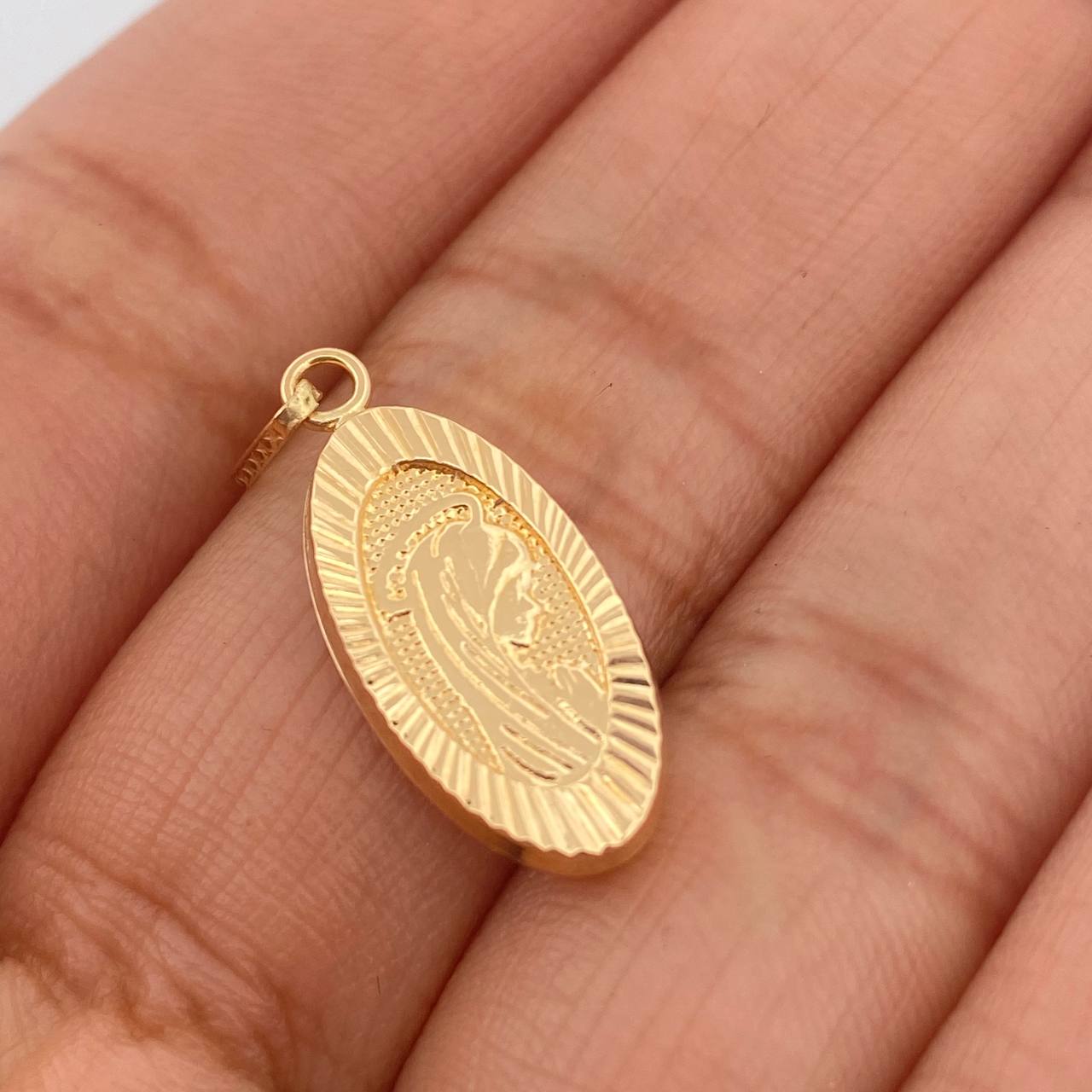 Dije Virgen Maria 1gr / 1 in / Oro Amarillo 18K % Dije Virgen Maria 1gr / 1 in / Oro Amarillo 18K %