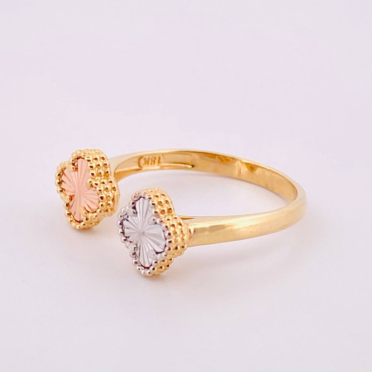 Anillo Dos trebol 2.85gr / T7 / Tres Oros Nac.Esp. 18K Anillo Dos trebol 2.85gr / T7 / Tres Oros Nac.Esp. 18K