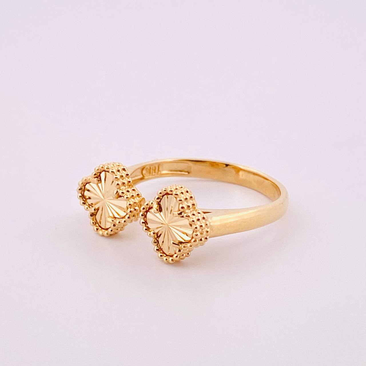 Anillo Dos trebol 2.7gr / T5 1/4 / Oro Amarillo Nac.Esp. 18K Anillo Dos trebol 2.7gr / T5 1/4 / Oro Amarillo Nac.Esp. 18K