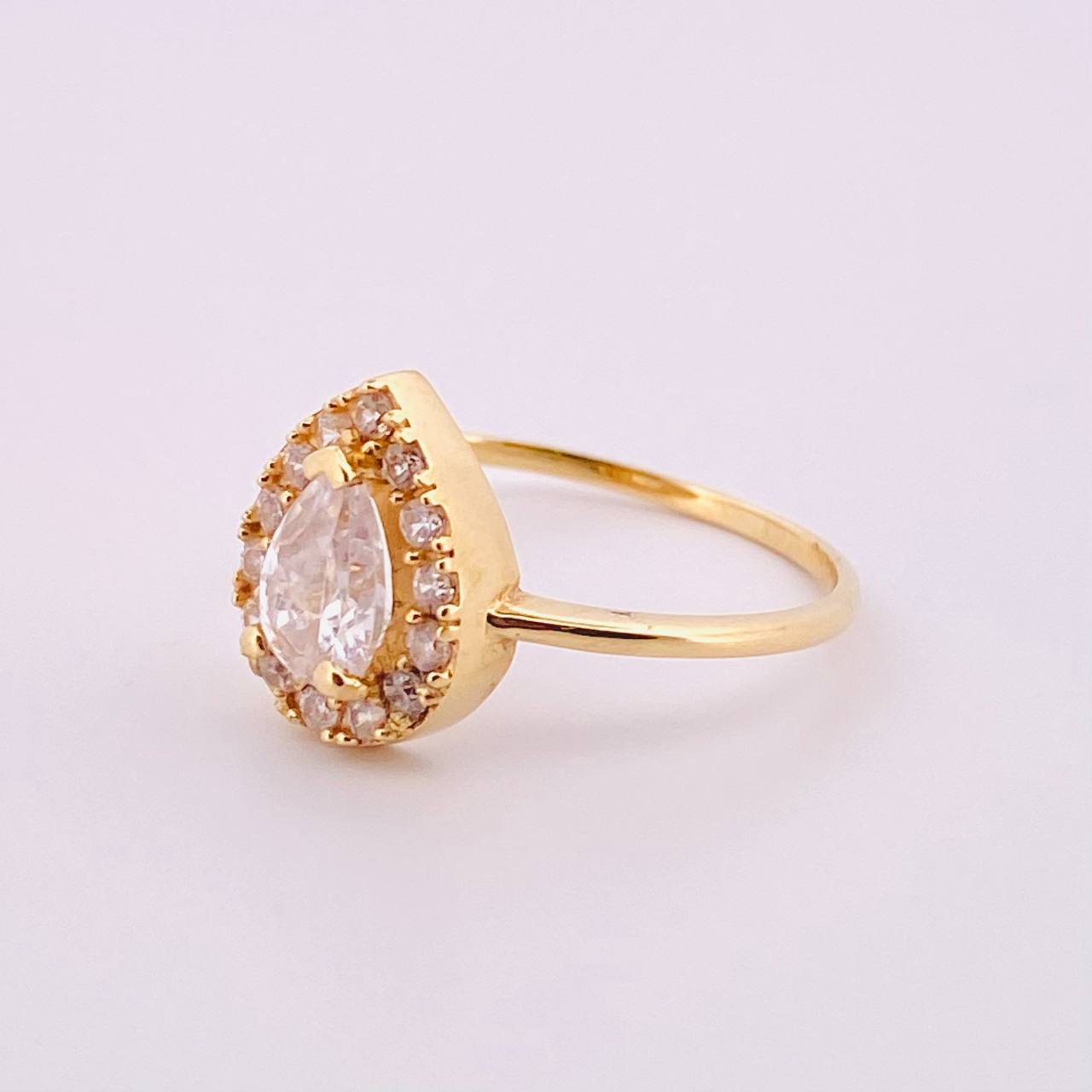 Anillo Gota 2.3gr / T6 / Oro Amarillo 18K Anillo Gota 2.3gr / T6 / Oro Amarillo 18K