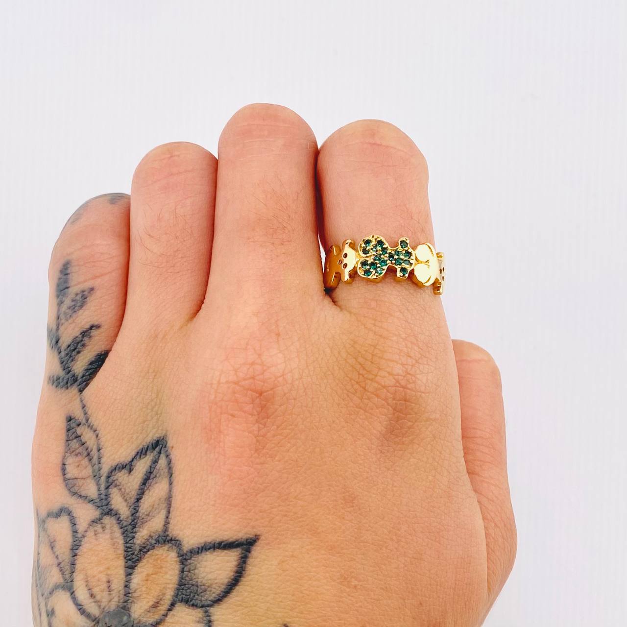 Anillo Trio Oso 2.9gr / T7 / Oro Amarillo 18K Anillo Trio Oso 2.9gr / T7 / Oro Amarillo 18K