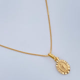 Set Cadena y Dije Veneciana + Virgen Guadalupe 1.9gr / 17 3/4 in / 0.6mm Oro Amarillo 18K % Set Cadena y Dije Veneciana + Virgen Guadalupe 1.9gr / 17 3/4 in / 0.6mm Oro Amarillo 18K %