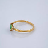 Anillo Gota Esmeralda 1.3gr / T6 1/2 / Oro Amarillo 18K & Anillo Gota Esmeralda 1.3gr / T6 1/2 / Oro Amarillo 18K &