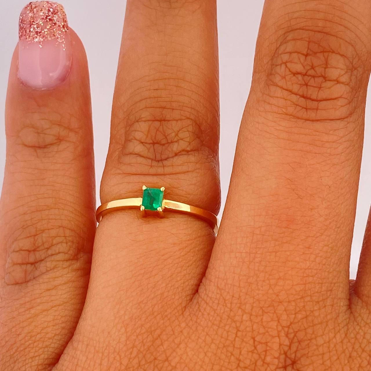 Anillo Cuadrado Esmeralda 1.8gr / T6 1/4 / Oro Amarillo 18K & Anillo Cuadrado Esmeralda 1.8gr / T6 1/4 / Oro Amarillo 18K &