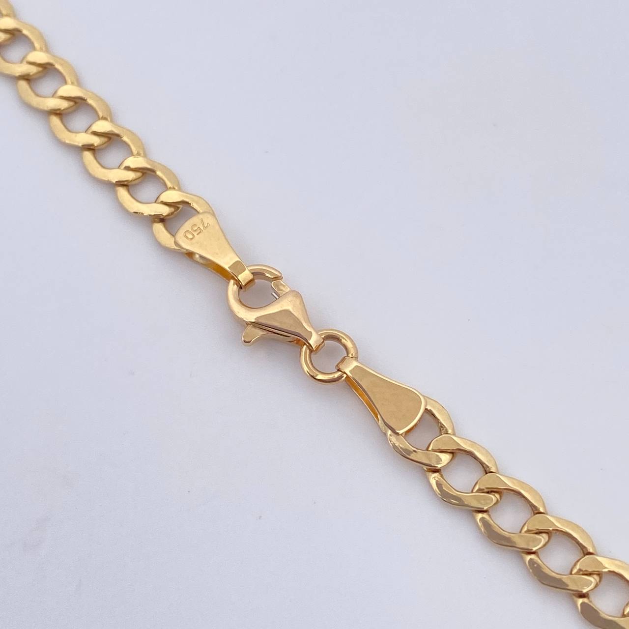Cadena Cubana 20.7gr / 25 3/4 in / Oro Amarillo +1 18K &