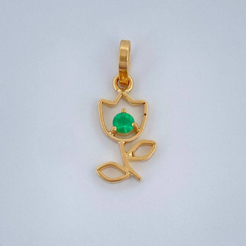 Rose Silhouette Pendant 0.45gr / 3/4 in / 18K Gold