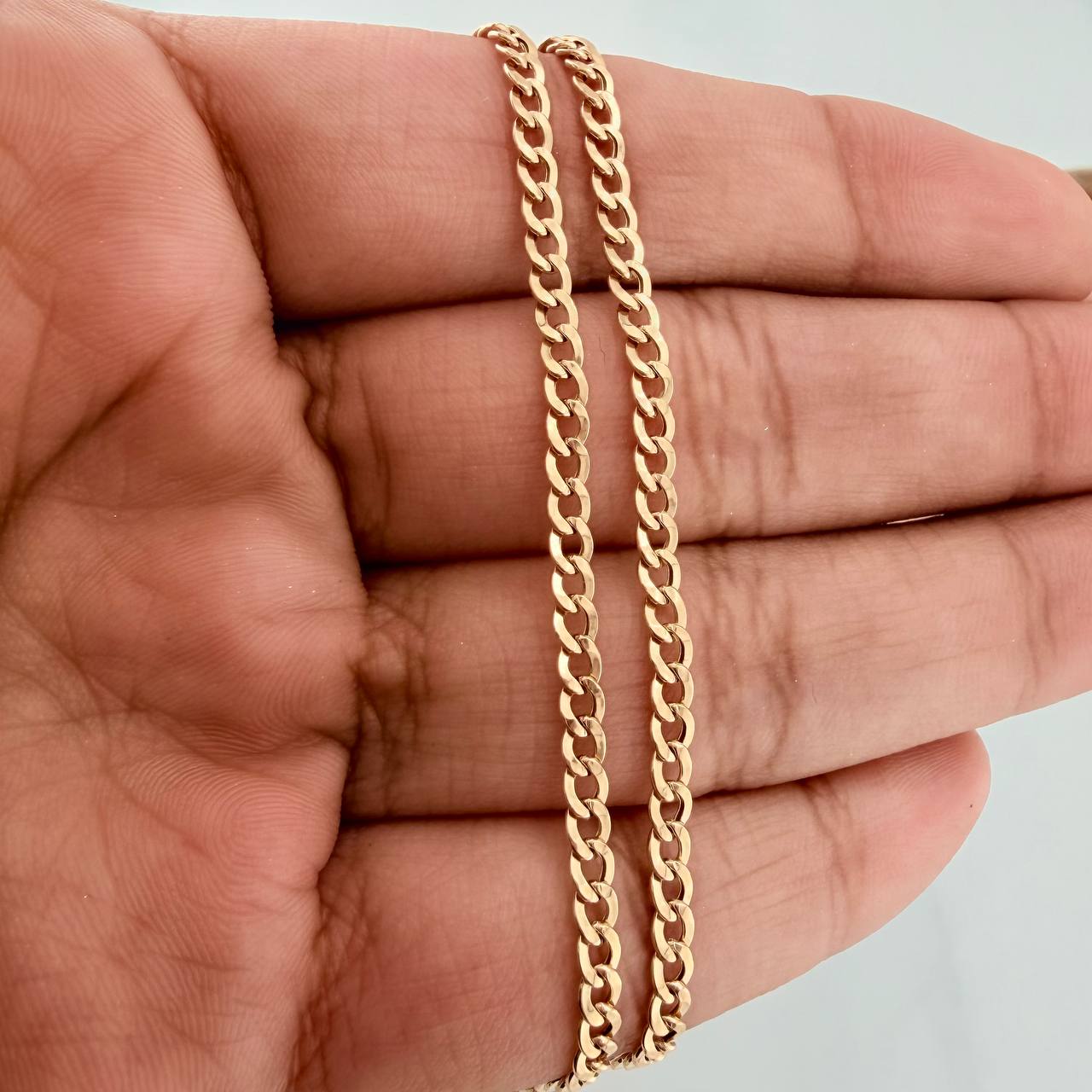 Pulso Cubano 1.75 g / 8 1/4 in / 3 mm Oro Amarillo 18K