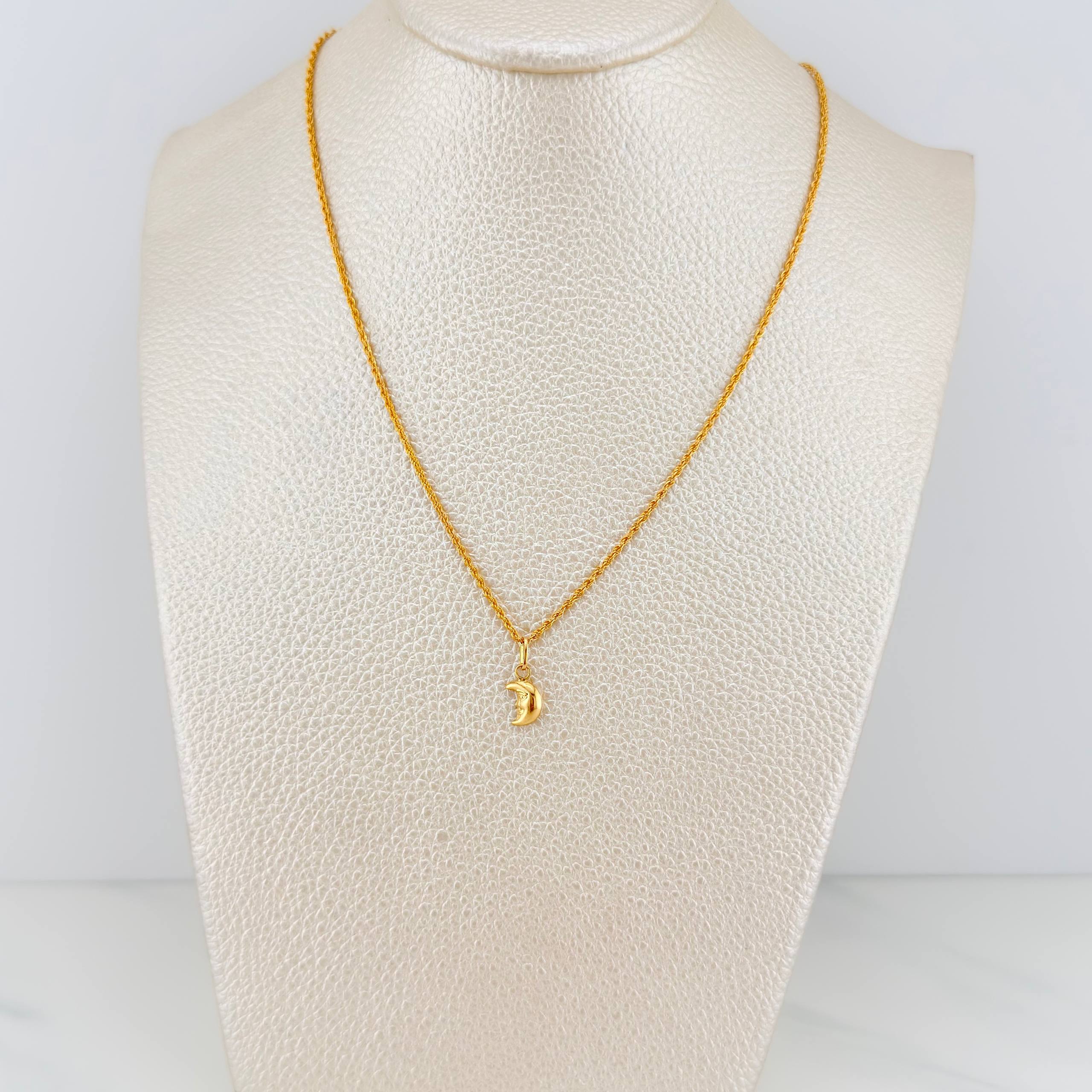 Rope Chain Set + Moon Pendant / 1.15 g / 17 3/4 in 18K Yellow Gold