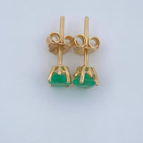 Topos Cuatro Garras Esmeralda 0.95gr / Oro Amarillo 18K +