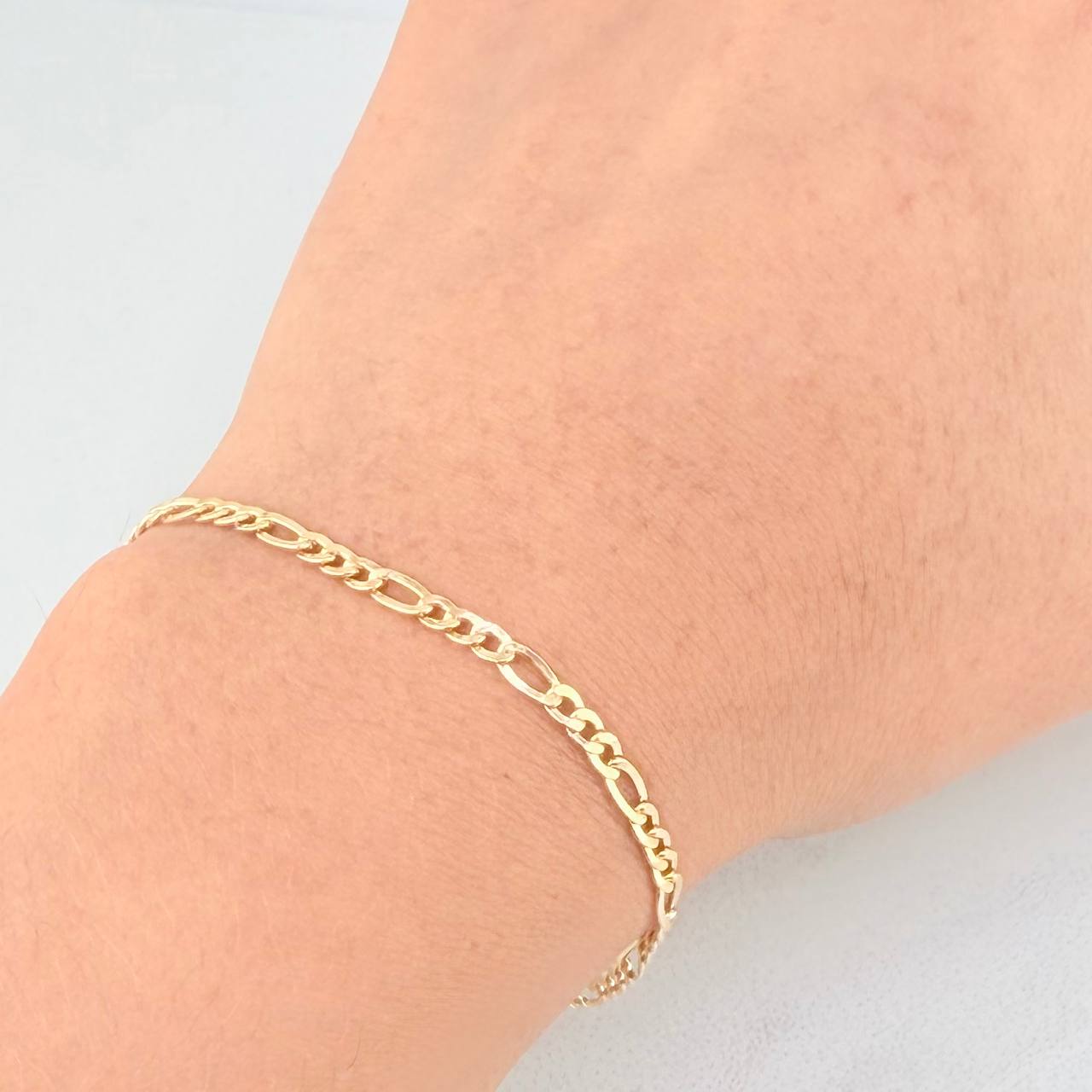 Figaro Bracelet 1.7g / 7 1/4 in / 2.9mm 18K Yellow Gold