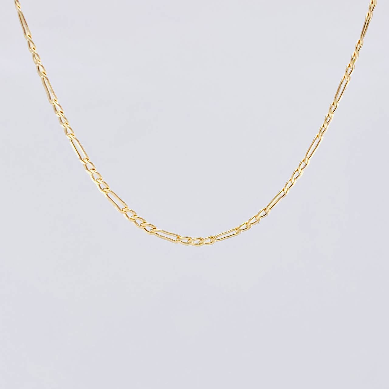 Cadena Figaro 2.2g / 24 in / 2.35mm Oro Amarillo 18K