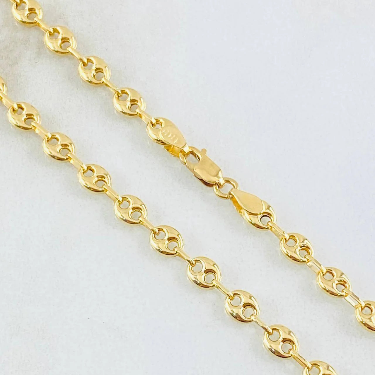 Cadena Gucci 5.2gr / 15 3/4 in / 4.1mm Oro Amarillo 18K ©
