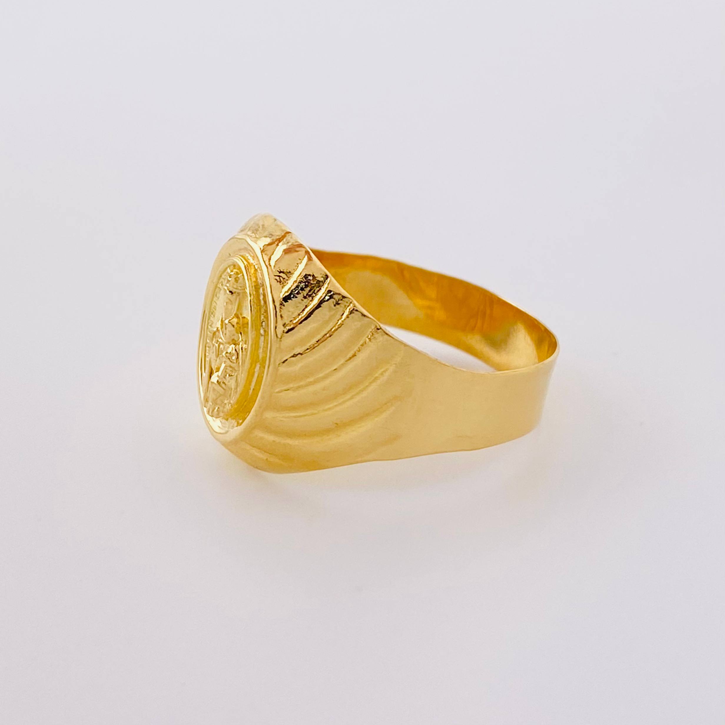 Virgin of Carmen Ring 3.5g / T10 3/4 Yellow Gold 18K