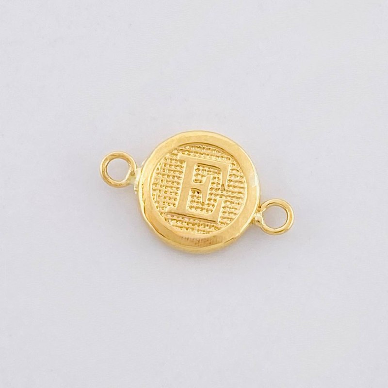 Herraje Circulo Letra E 0.4g / 1/2 in Oro Amarillo 18K