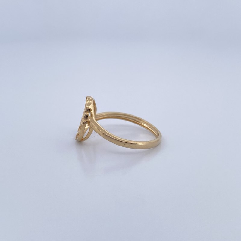 Olive Ring 1.5gr / Size 5 3/4 / 18K Gold &